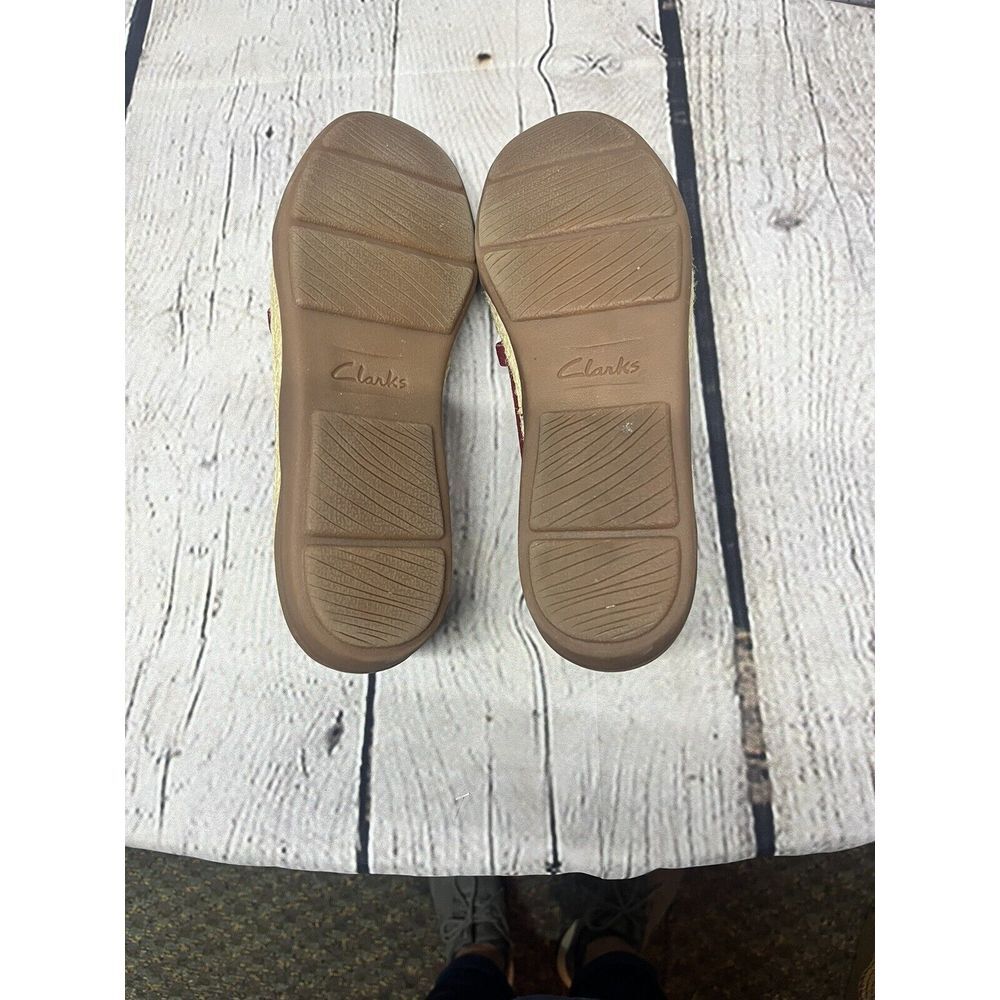 Clarks Elaina Petal Espadrille‎ Red Slip on Comfy Classic Sz 9 New - Picture 3 of 5